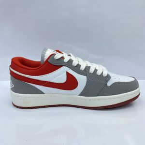 کتونی نایک ایر جردن وان طوسی قرمز (Nike Air Jordan 1 Low Light Iron Ore/Gym Red)