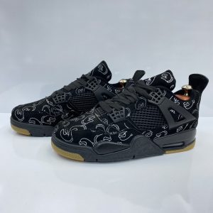 کتونی جردن 4 کاوس (Jordan 4 Kaws)