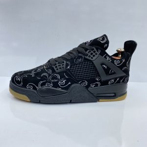 کتونی جردن 4 کاوس (Jordan 4 Kaws)