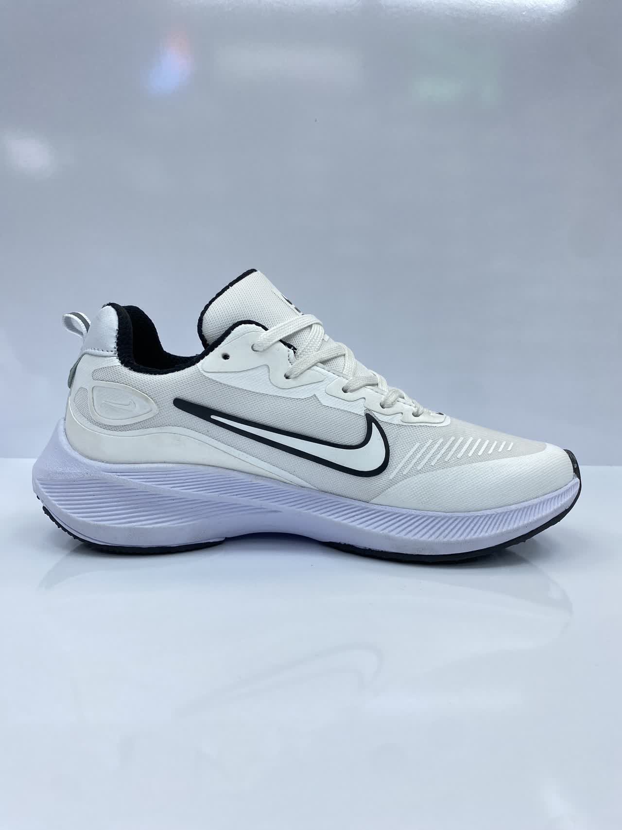 کتونی نایک زوم Air Zoom زنانه سفید - Image 2