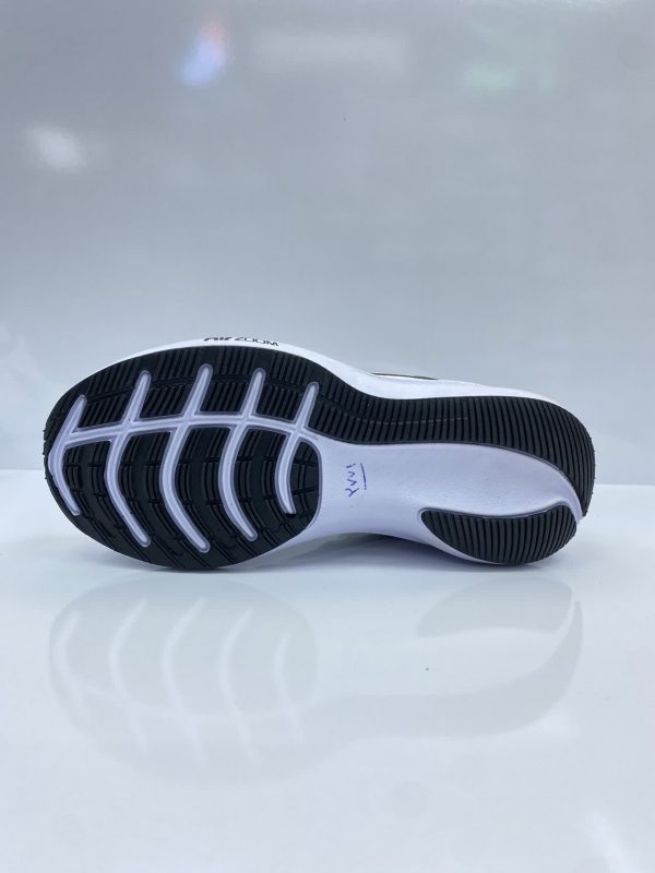 کتونی نایک زوم Air Zoom زنانه سفید