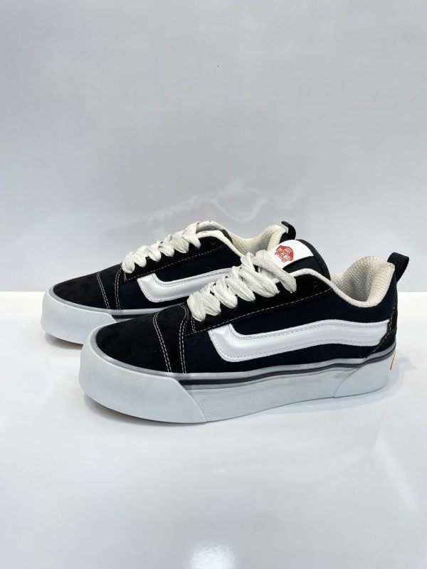 ونس اولد اسکول (Vans Old Skool)
