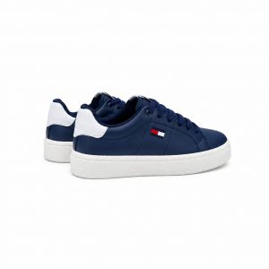 ونس تامی Tommy